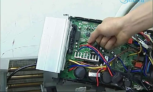 望城美的空调电话是多少